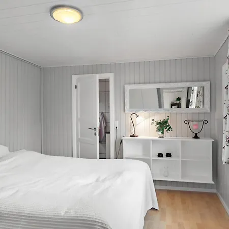 3 Bedroom Awesome In Casa vacanze